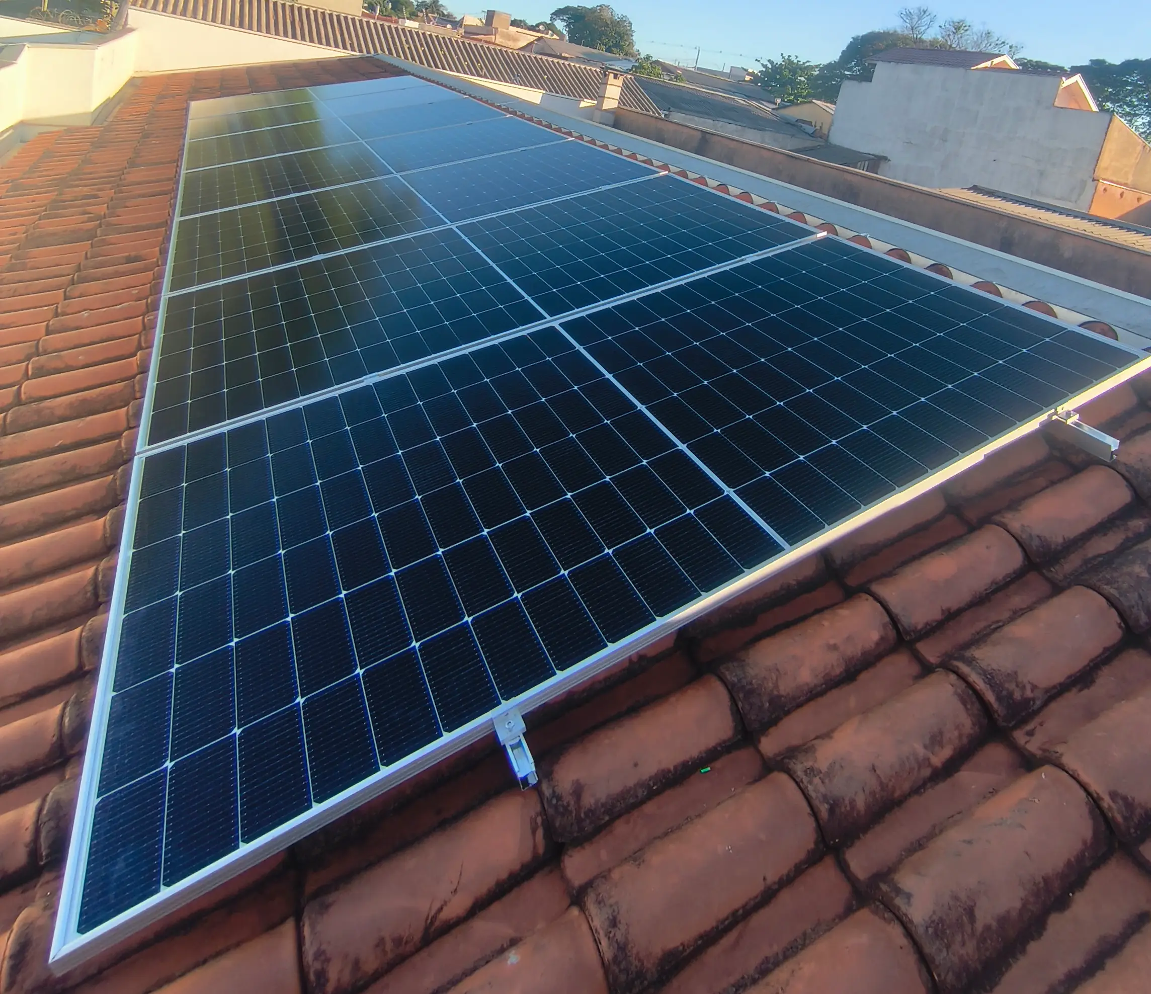 Quantas placas solares preciso para a minha casa?